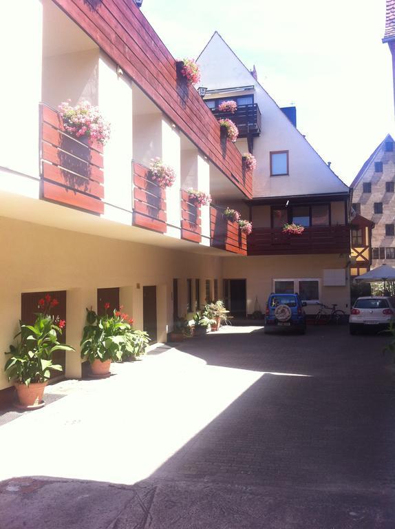 Hotel Gasthof Krone Spalt Habitación foto